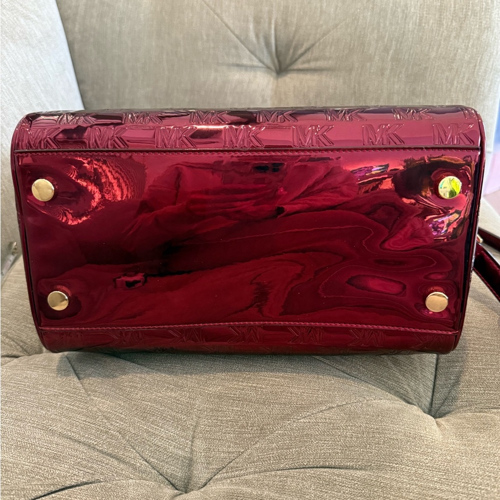 Michael Kors Glossy Red Satchel and Wallet Set - Picture 9 of 12